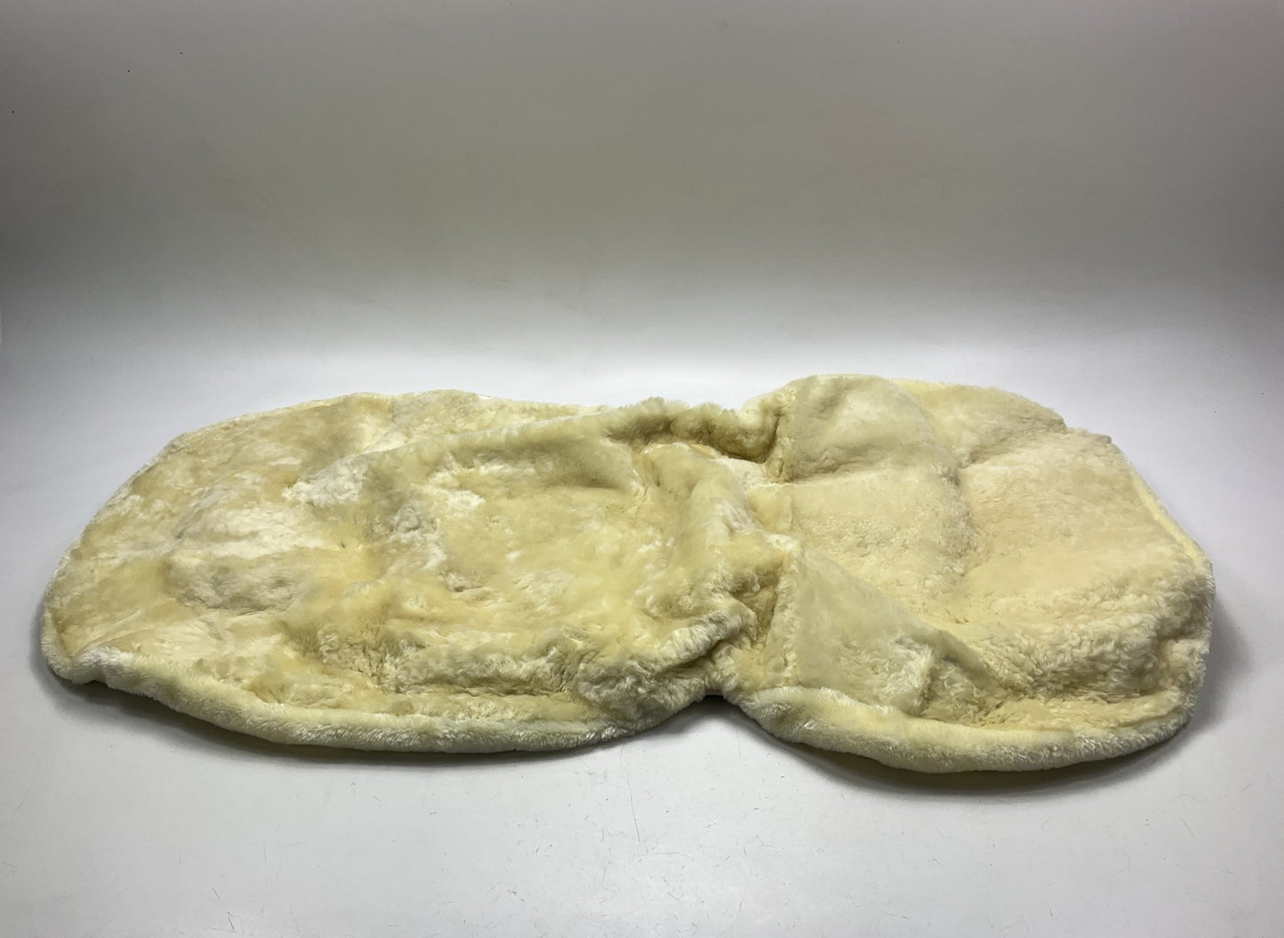 OPEN BOX - Masque 63813 Genuine Sheepskin Seat Cover For Most Cars/Trucks/SUV's