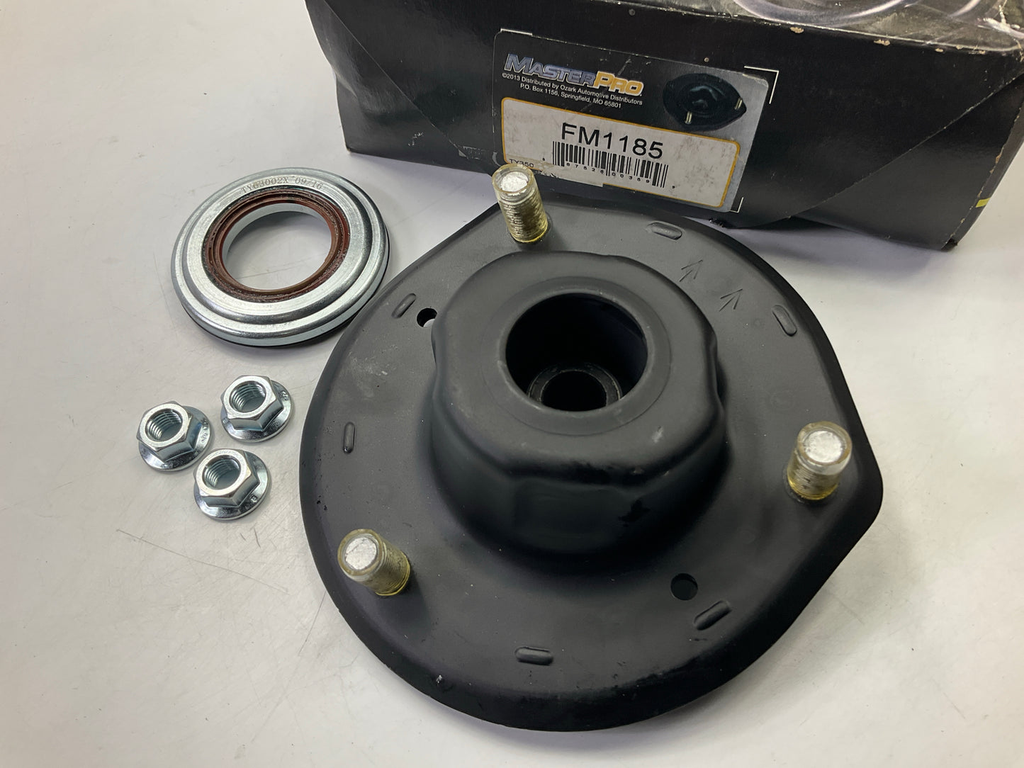 Master Pro FM1185 Front Right Strut Mount For 98-03 Toyota Sienna, 99-03 Solara