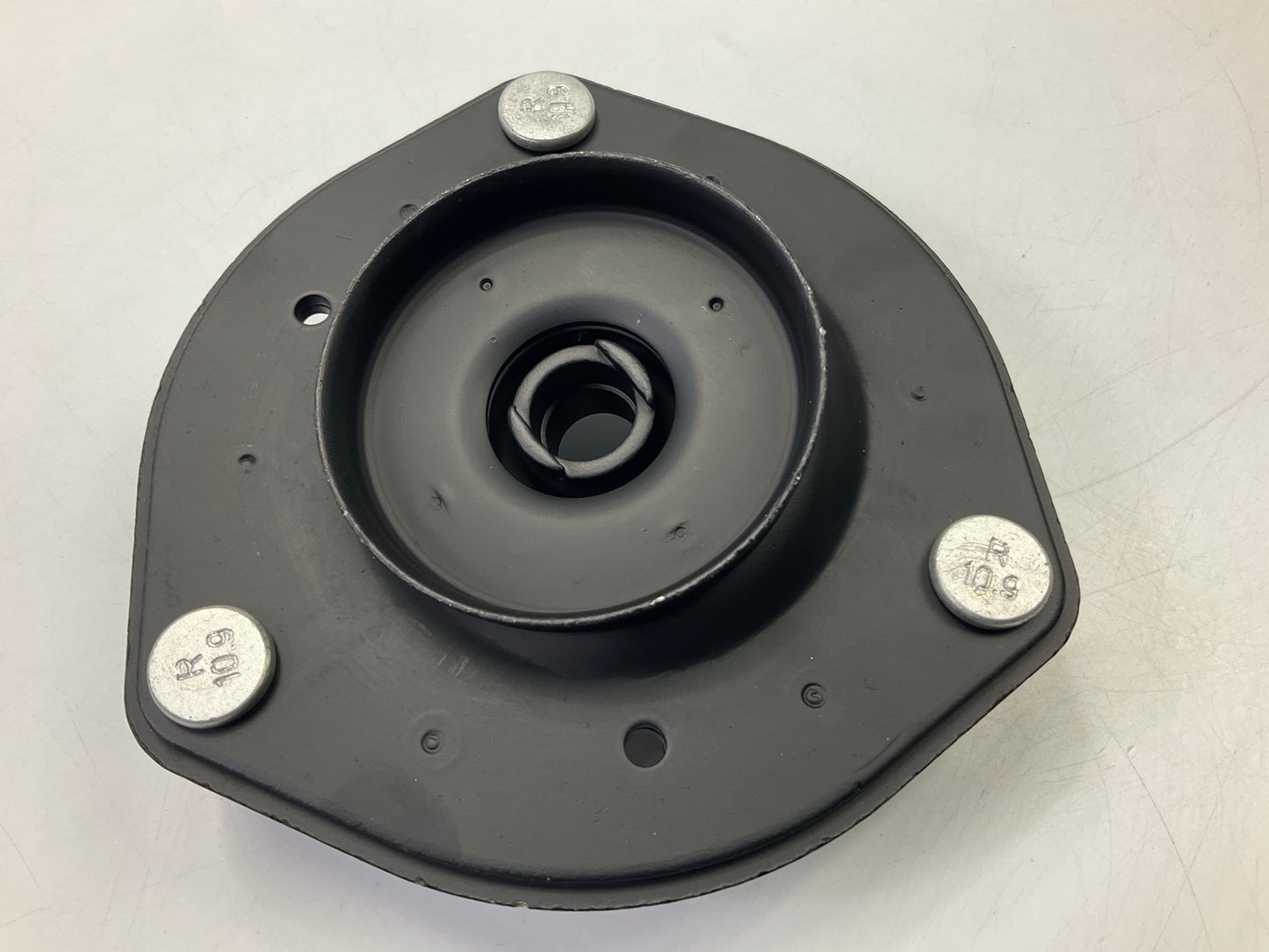 Master Pro FM1343 Front Strut Mount