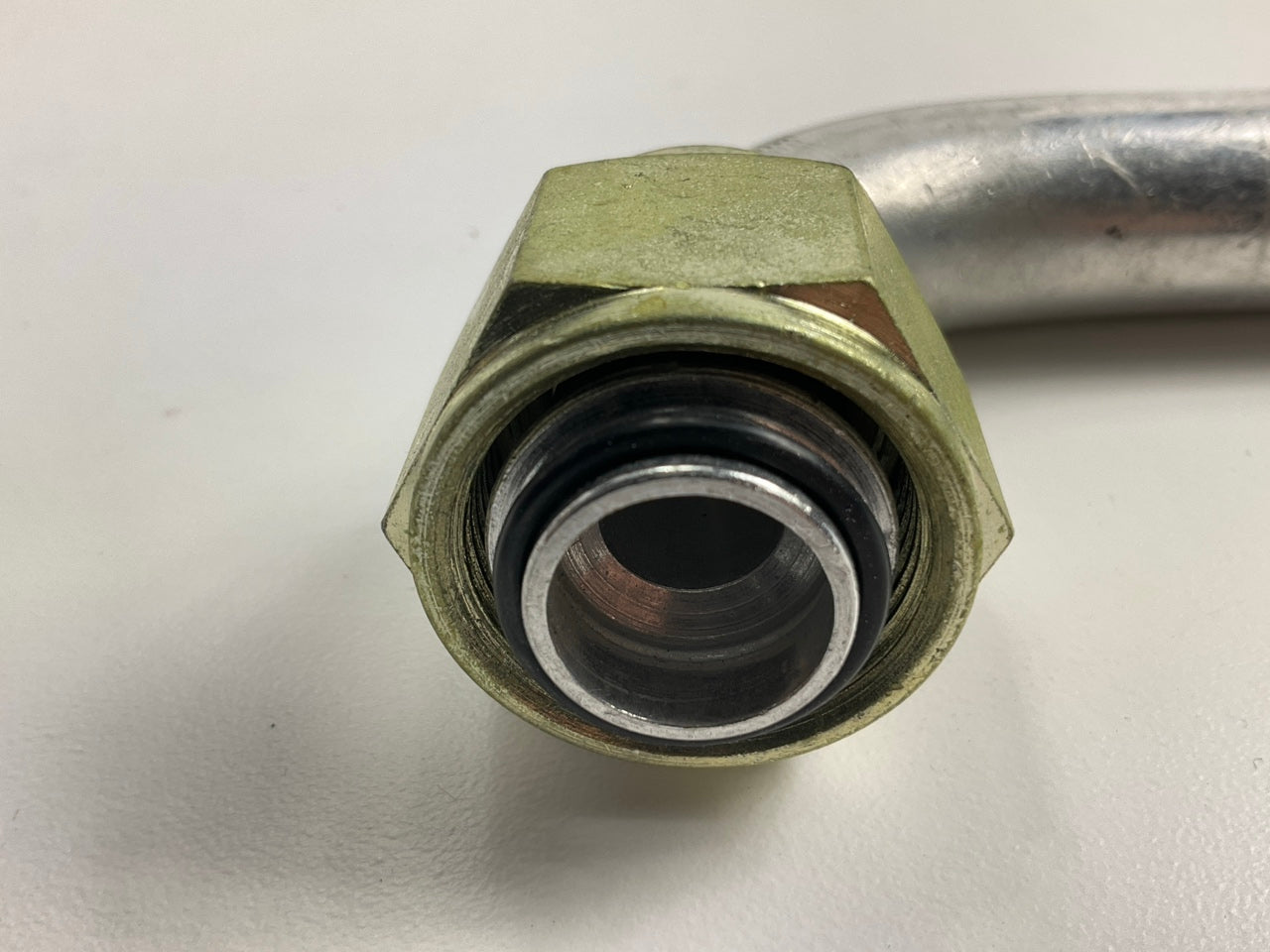 Max Air 05-4453  3/4'' A/C Line Fitting, 10 Hose Size,  Female O-Ring, 90 Deegres