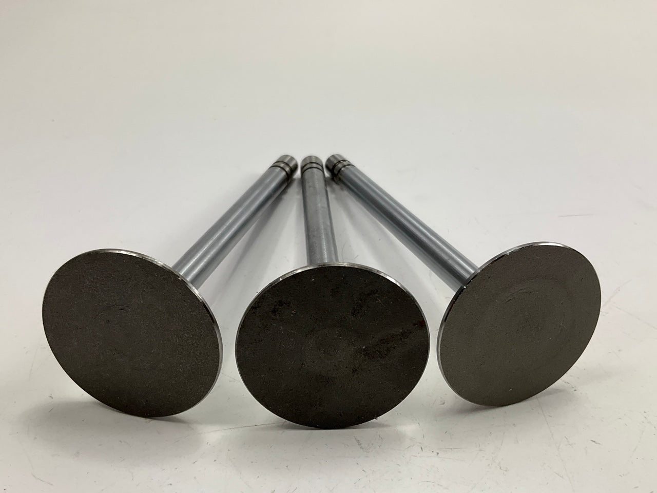 (3) Maxiforce R79623 Engine Intake Valve For John Deere 152 202 303