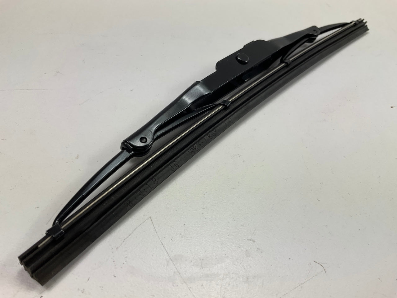 Mazda 0000-67-010-MV Rear Back Glass Wiper Blade 10'' - 01-06 Mazda Tribute