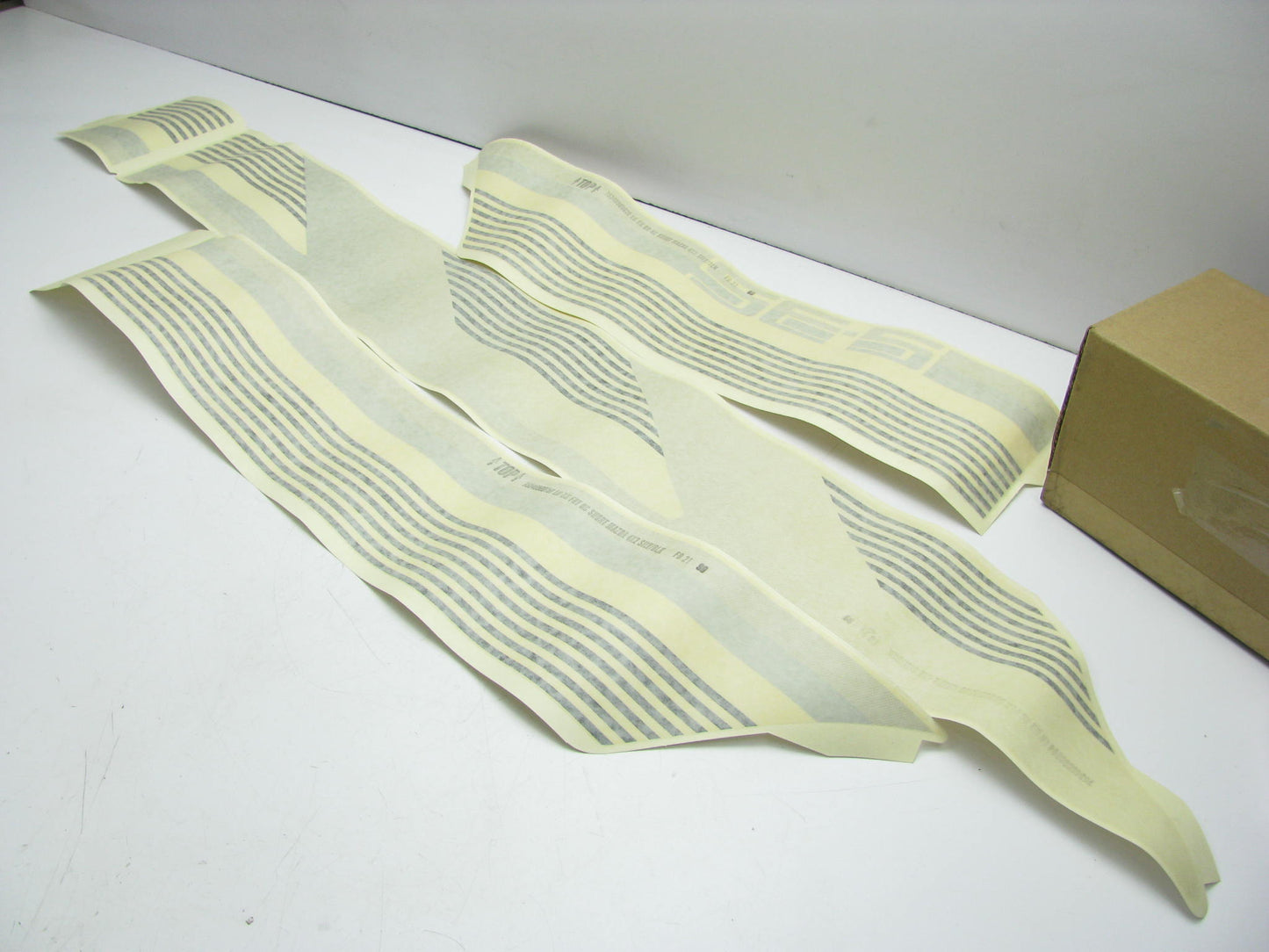 NEW OEM 0000-88-0901-SB Left Stripe Kit 1990 MAZDA B2200 4X2 SE-5 SILVER / BLACK