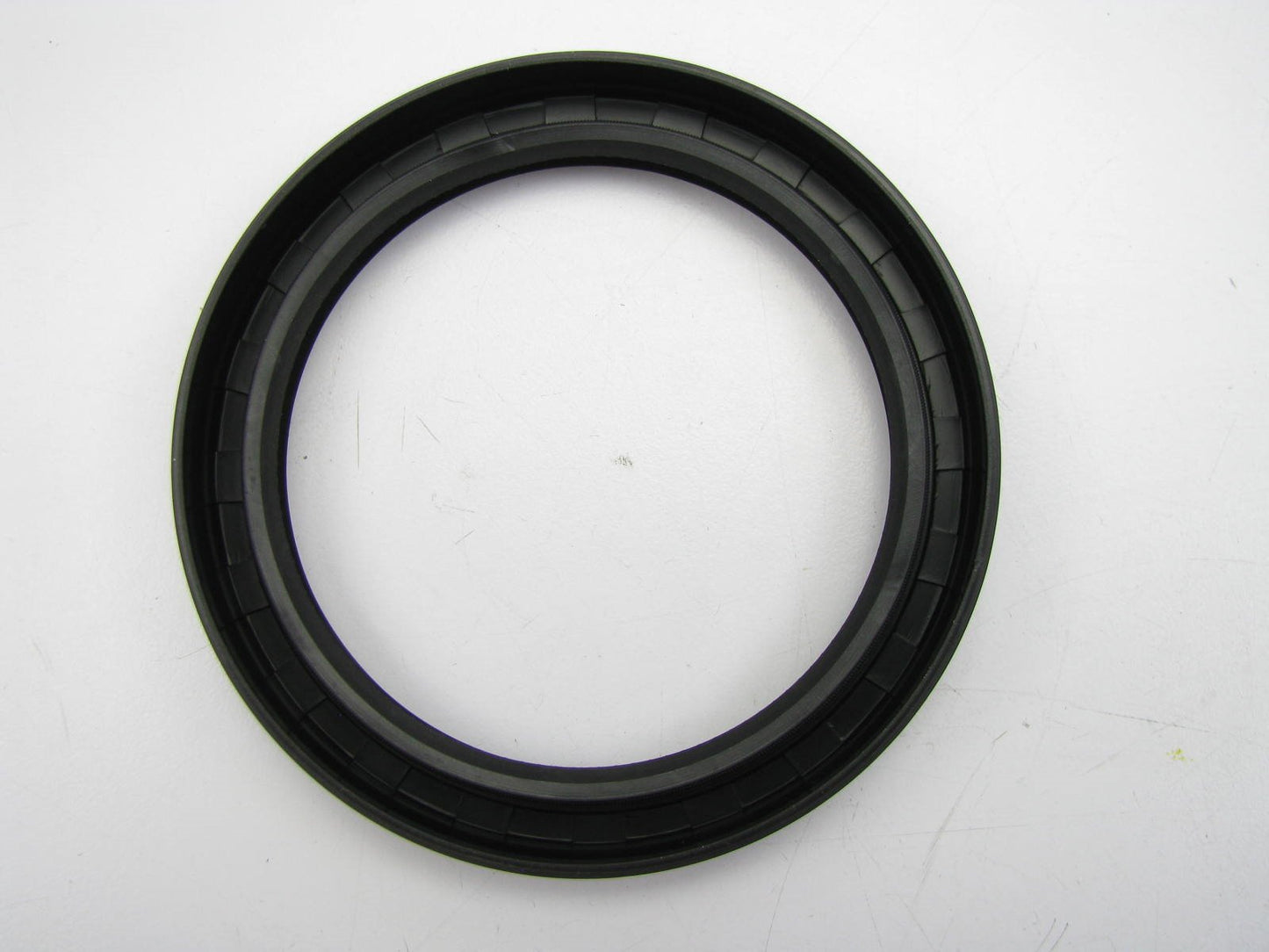 New Genuine REAR Engine Crankshaft Rear Main Seal OEM Mazda 0453-11-399