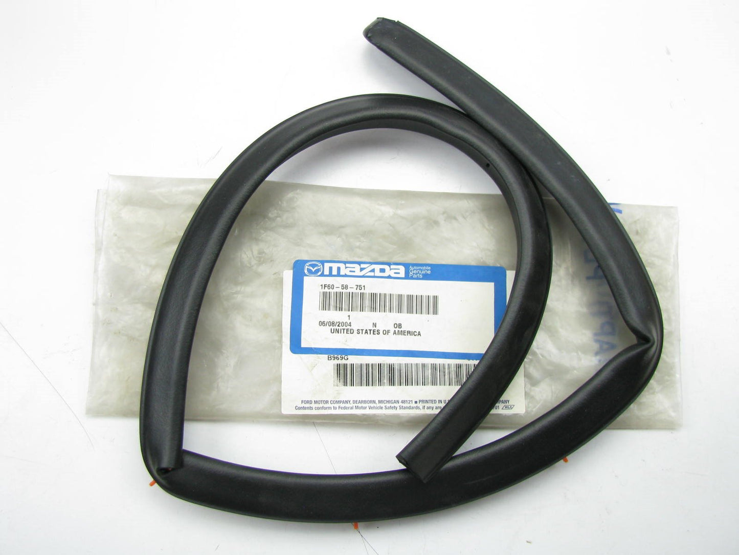New Genuine FRONT RIGHT Door Weatherstrip Seal OEM For Mazda 1F60-58-751