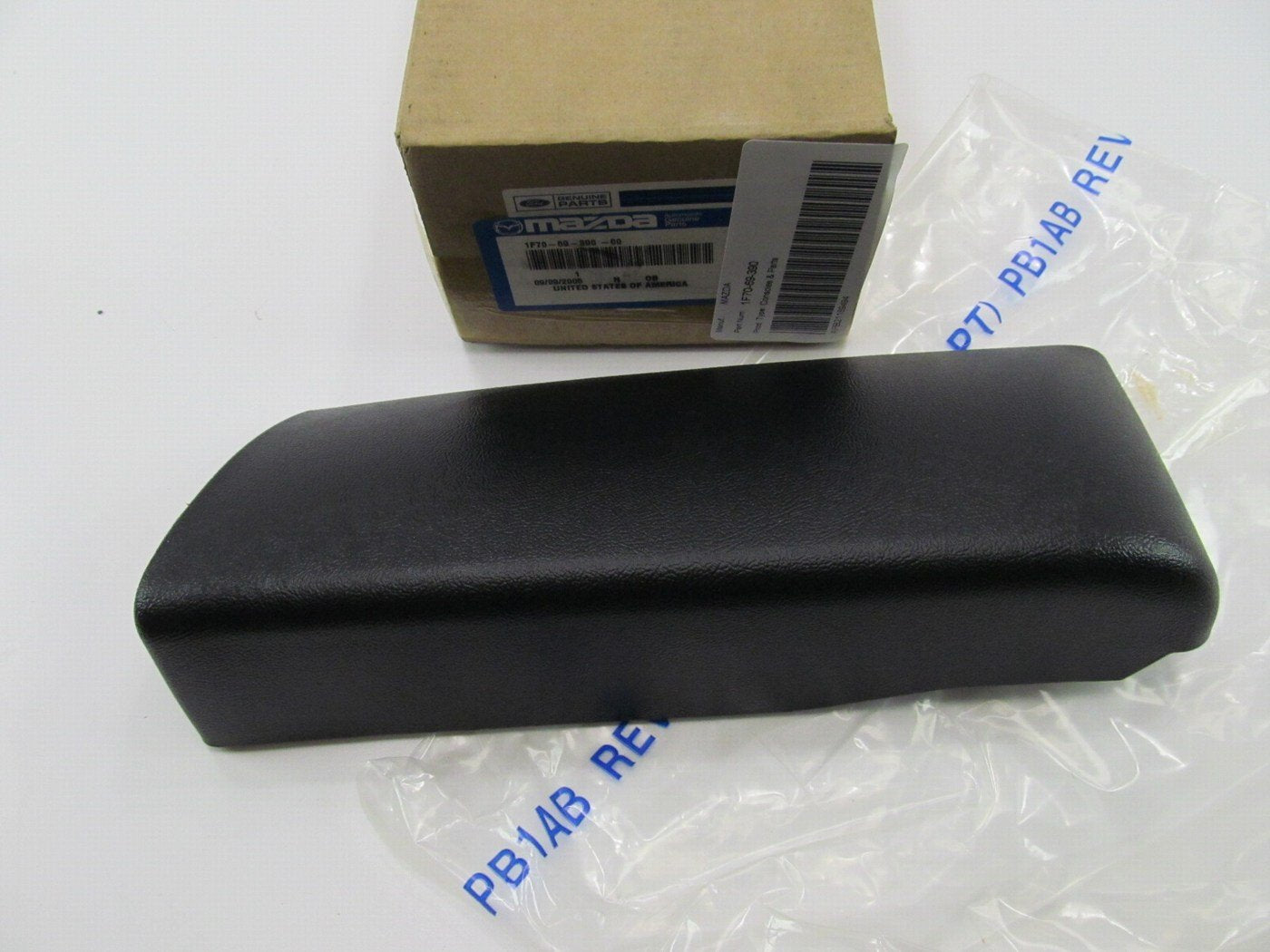 NEW - OEM Mazda 1F70-69-390 Front Left Door Arm Rest For 2006-2009 B-Series
