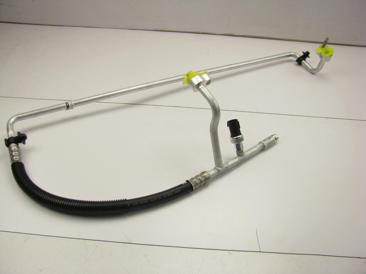 NEW A/C Compressor Manifold Line Hose Tube OEM 2001-2004 Mazda B2300 1FAA-61-453