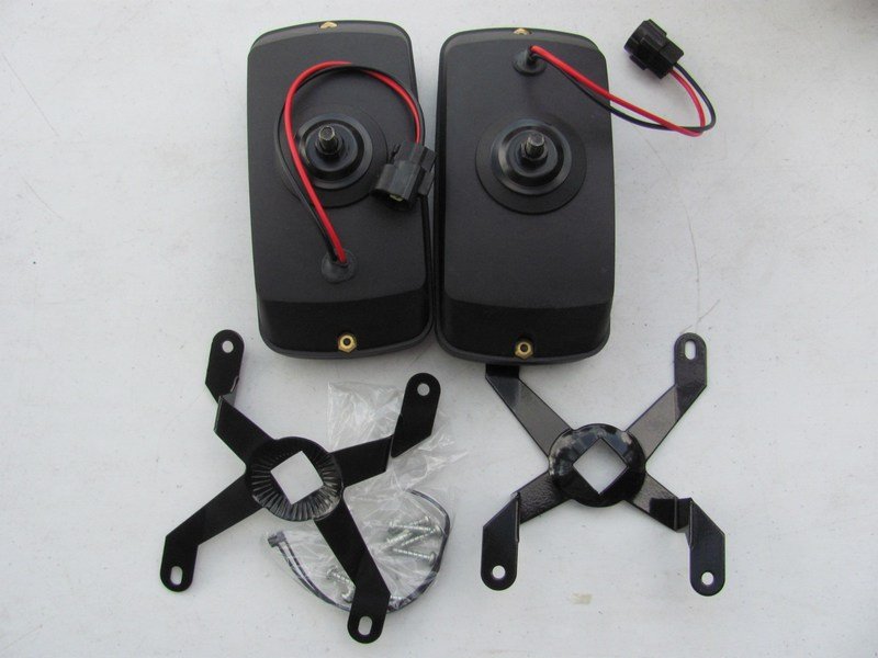 NEW GENUINE OEM Mazda Fog Light Lamps With Mounting Brackets 89V2FG98