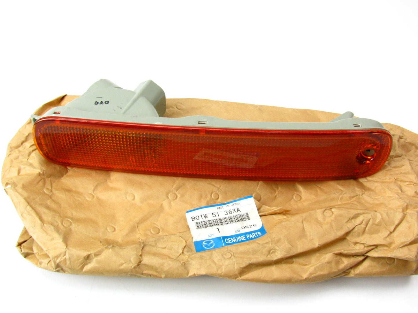 FRONT LEFT Turn Signal Amber Marker Light Lamp OEM For  1995-1998 Mazda Protege