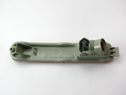 FRONT LEFT Turn Signal Amber Marker Light Lamp OEM For  1995-1998 Mazda Protege