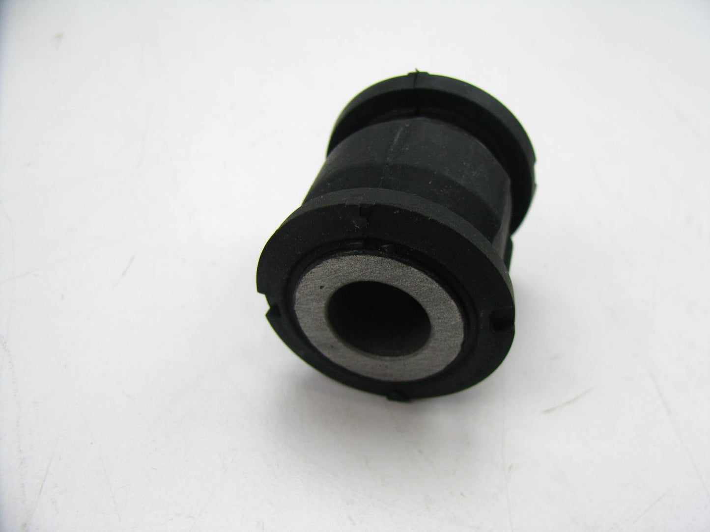 New Genuine OEM Rack And Pinion Mount Bushing For 99-03 Mazda Protege B25D32123