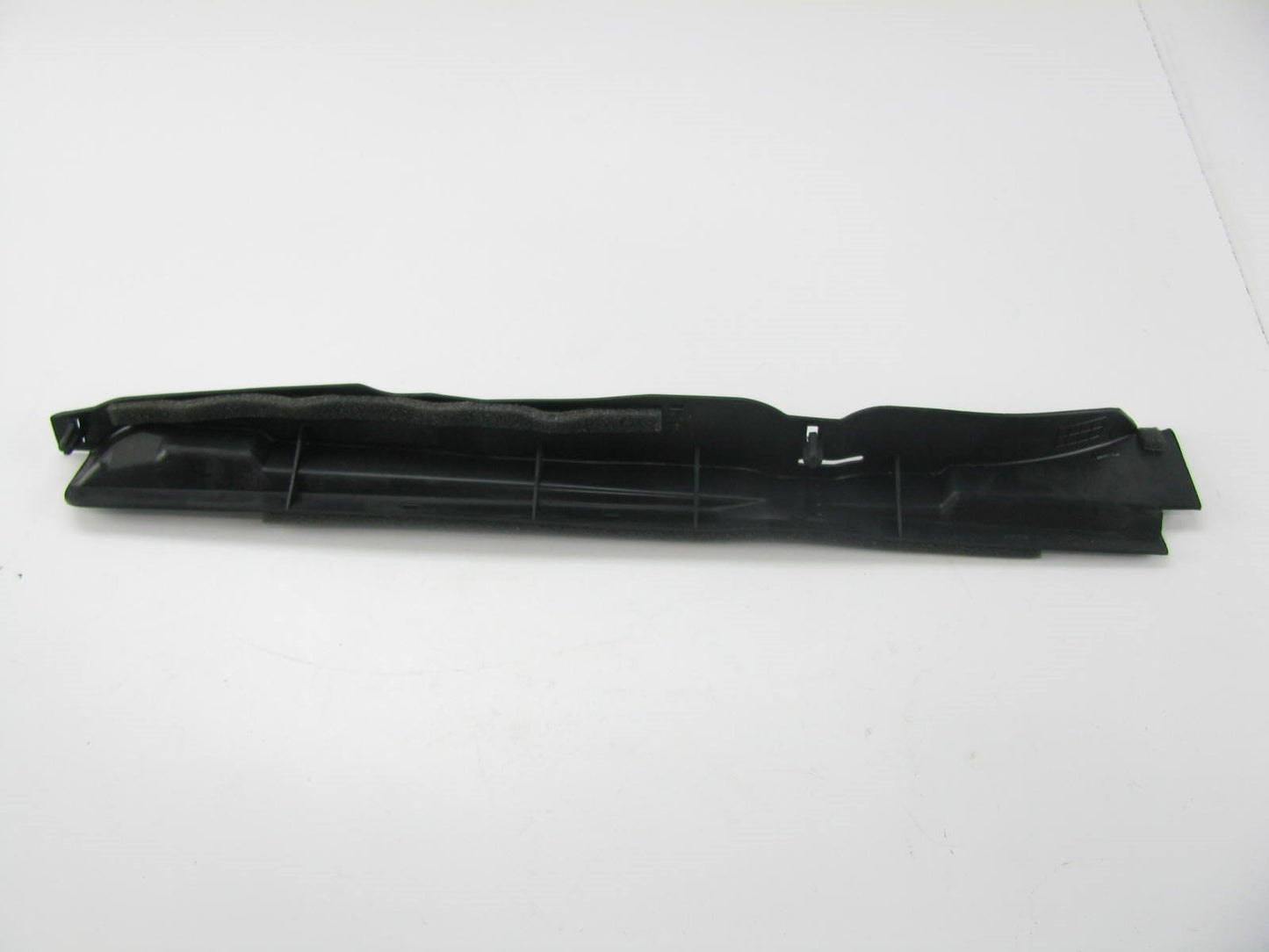 New Genuine RIGHT Side Fender Moulding Seal OEM For 1999-2003 Mazda Protege