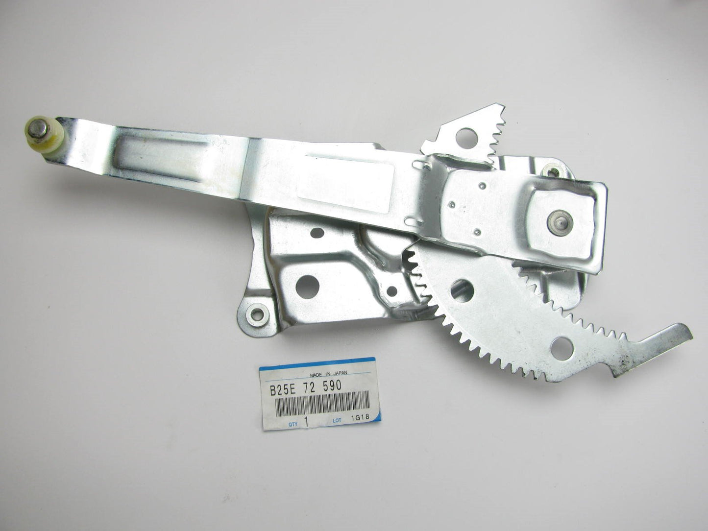 Rear Right Door Glass POWER Window Regulator OEM For 1999-2003 Protege B25E72590