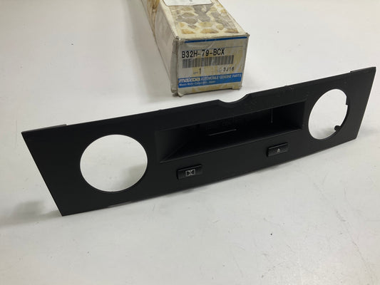 NEW OEM Mazda B32H-79-BCX Radio Trim Face Panel For 2004-2007 Mazda 3