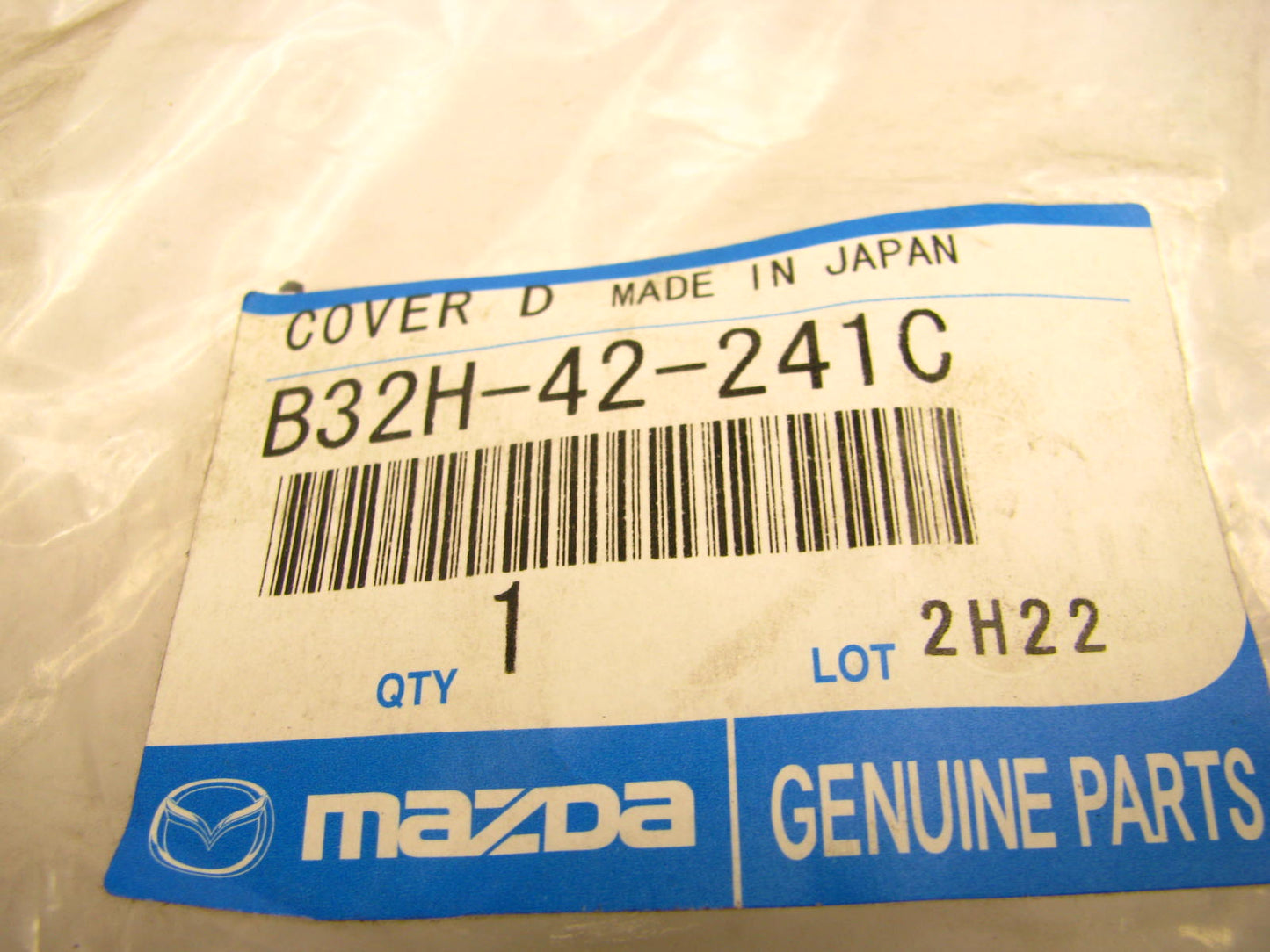 NEW - OEM Mazda B32H42241C Fuel Neck Filler Insulator 2004-2006 3