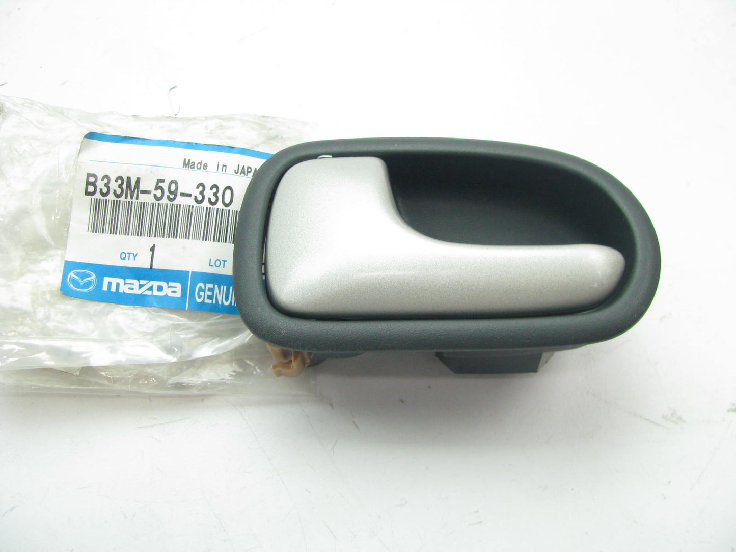 NEW B33M5933025 FRONT LEFT Interior Door Handle 01-03 Protege 02-03 Protege5