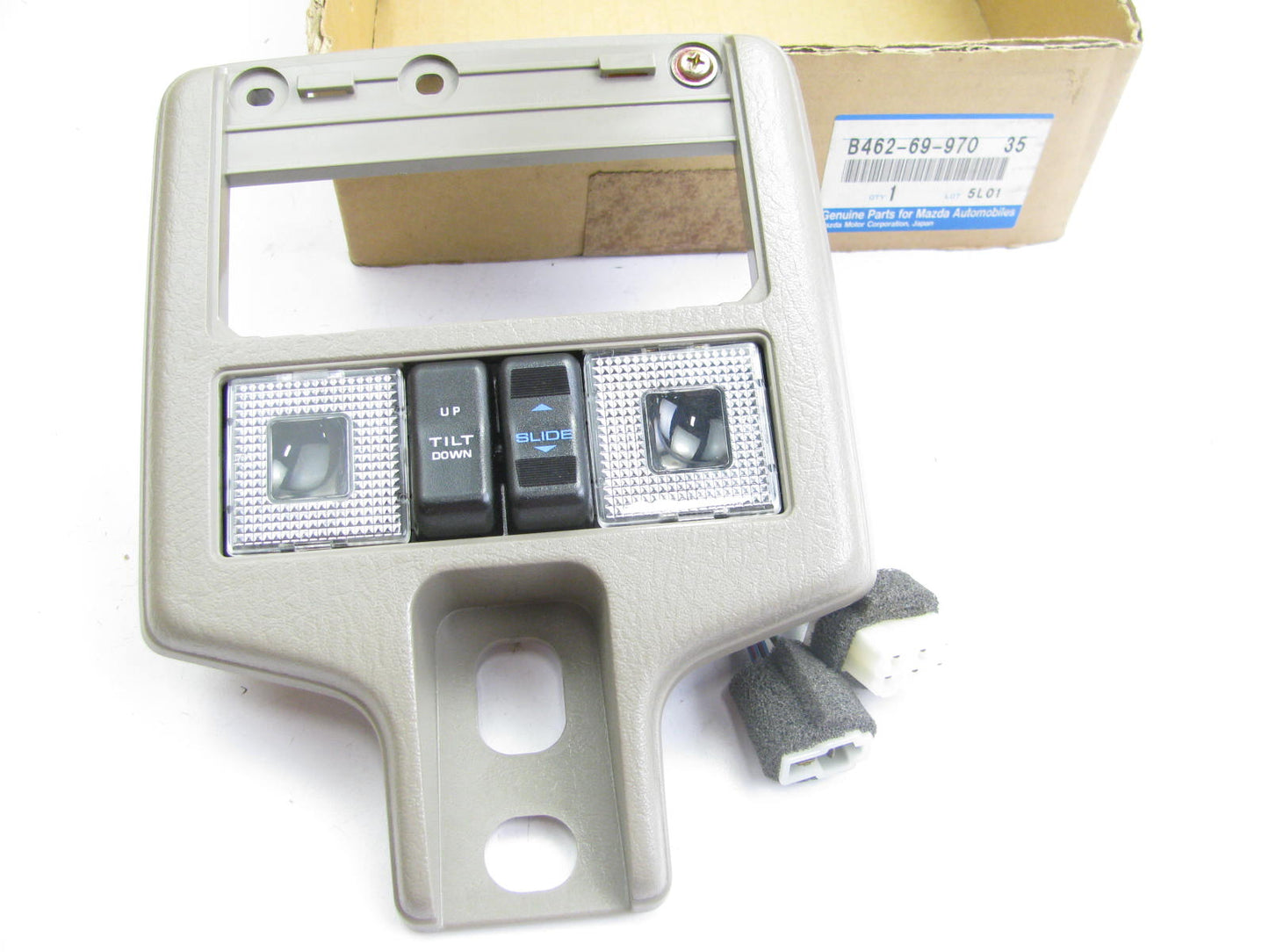 NEW OEM B462-69-970-35 Overhead Map Light Dome Lamp 1990-1994 Mazda Protege