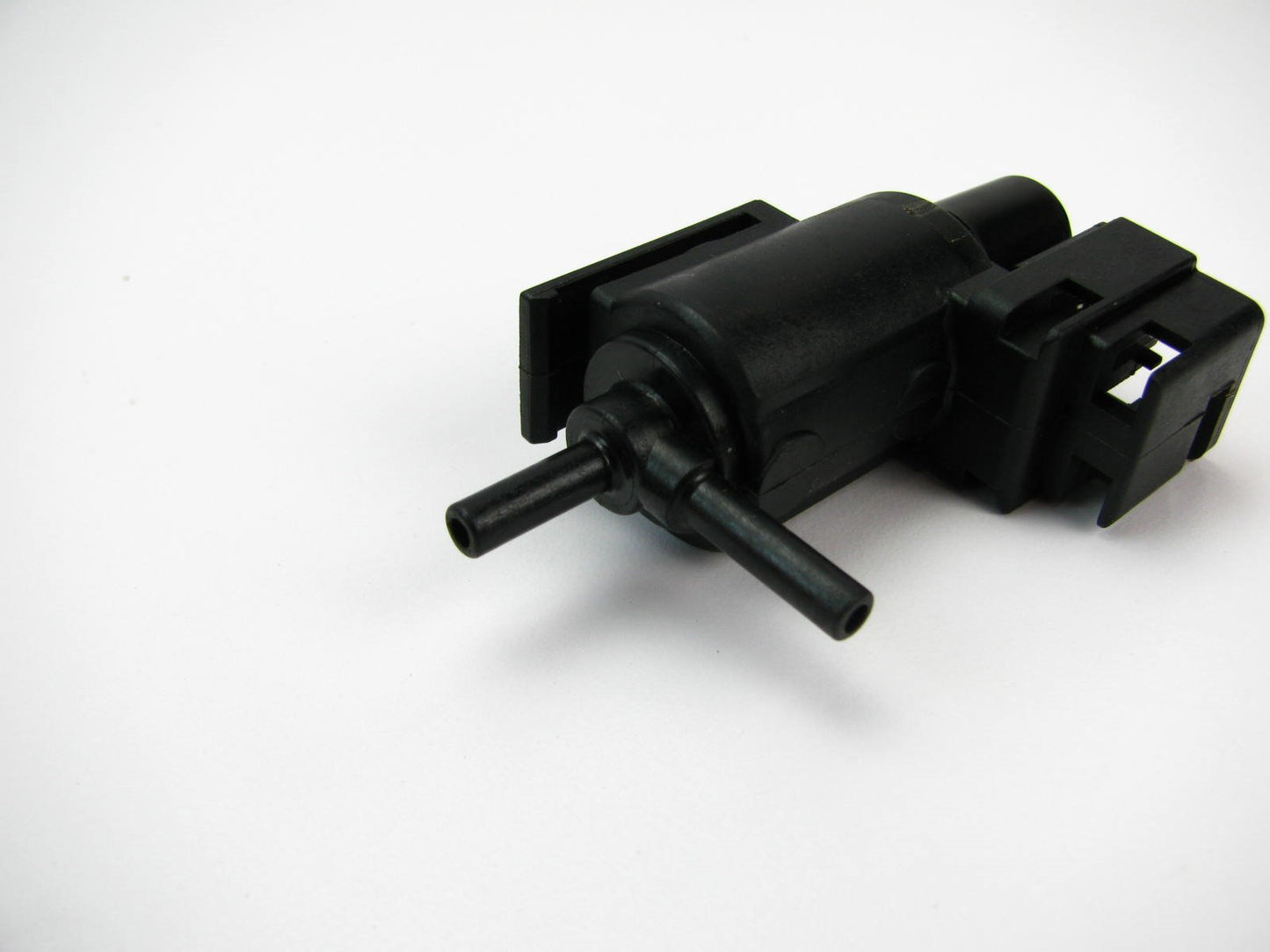 Mazda B6BF18741 EGR Vacuum Purge Solenoid Valve OEM - 1994-96 MX-3 95-98 Protege