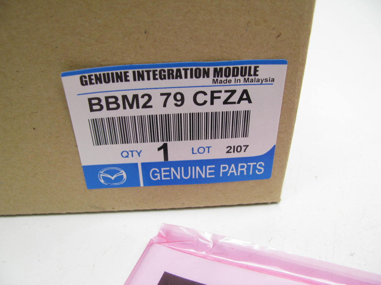 NEW - OEM Mazda BBM2-79-CFZA IPOD Audio Integration Kit