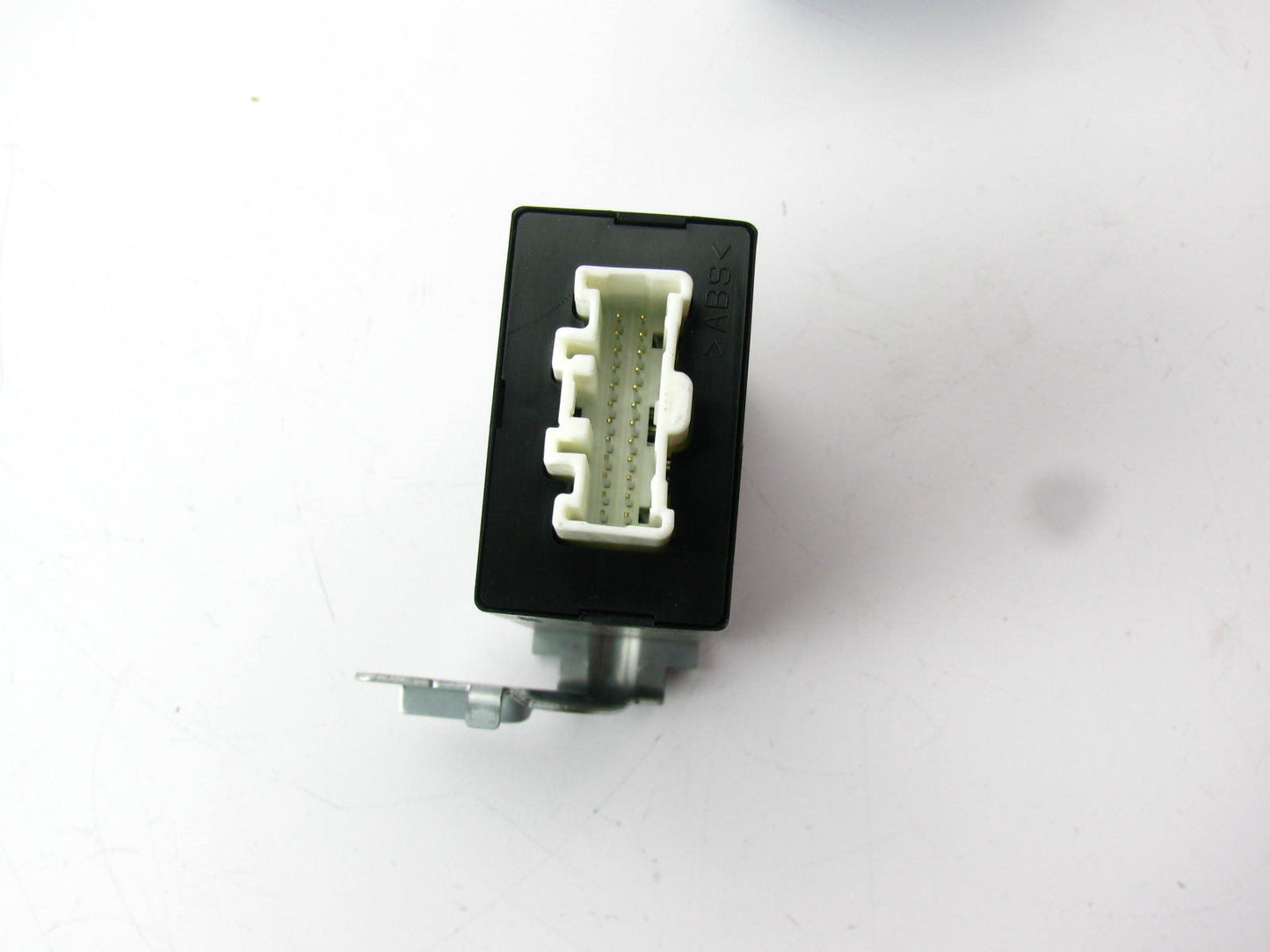 NEW GENUINE Auto Light Lamp Control Module For 2010-2011 Mazda 3 BBM467890A