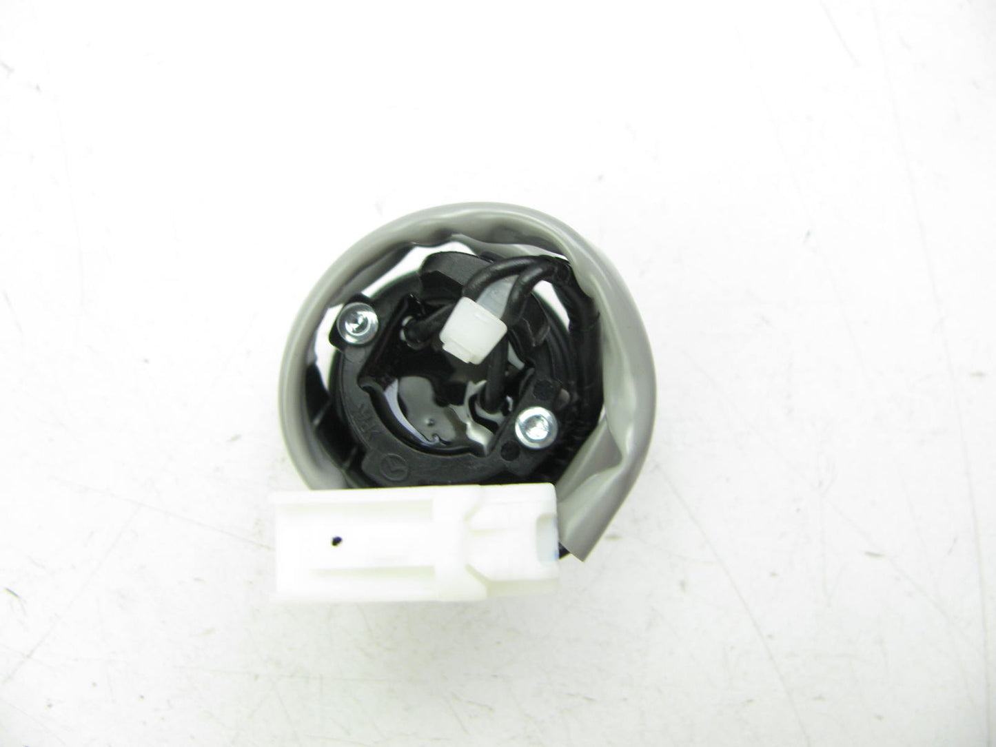 NEW OEM BBN9624B0C74 Hatchback Trunk Liftgate Door Release Switch 10-11 Mazda 3