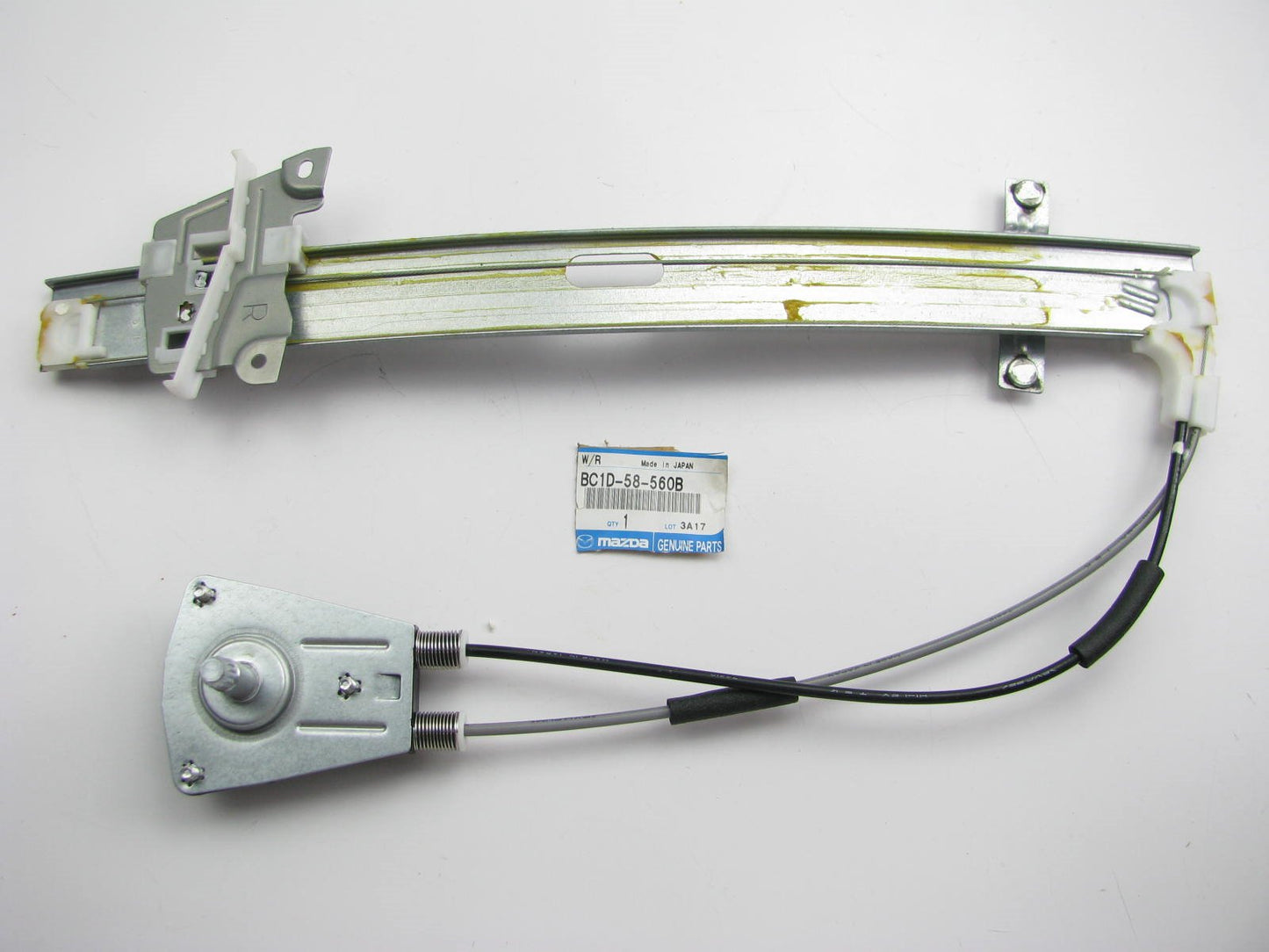 New FRONT RIGHT Door Manual Window Regulator OEM For 1995-98 Protege BC1D58560B