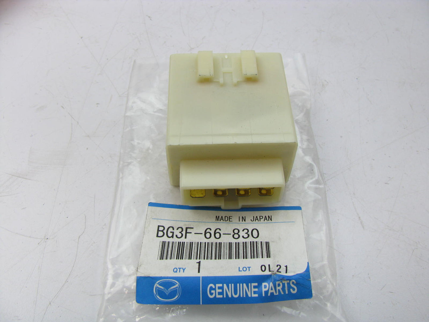 NEW - OEM Mazda BG3F66830 Hazard Warning Flasher 1998-2000 Millenia 1998 MPV