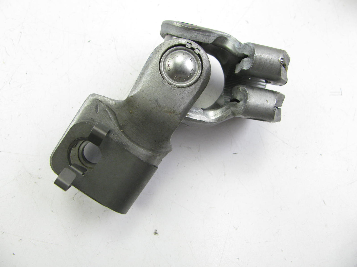 NEW Mazda BJ0E-32-850C LOWER Steering Column Shaft Swivel U-joint Coupler
