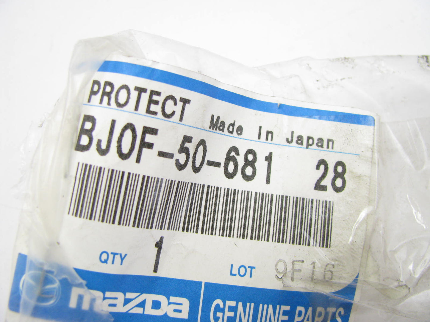 NEW - OEM Mazda BJ0F-50-681-28 Front Right Fender Moulding 1999-2003 Protege