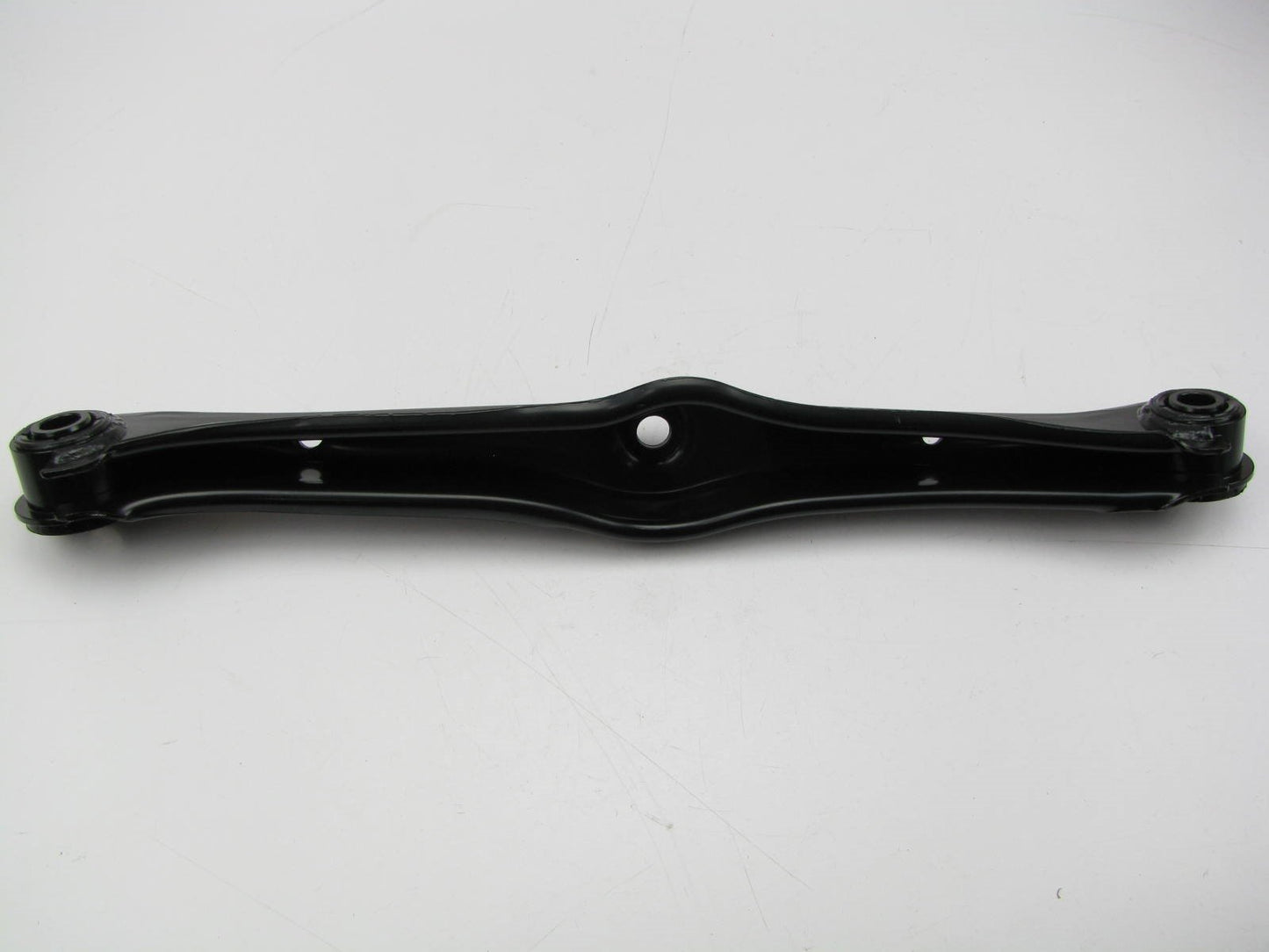 NEW GENUINE REAR LEFT LOWER Control Arm OEM 90-94 Mazda 323 Protege BR70-28-630