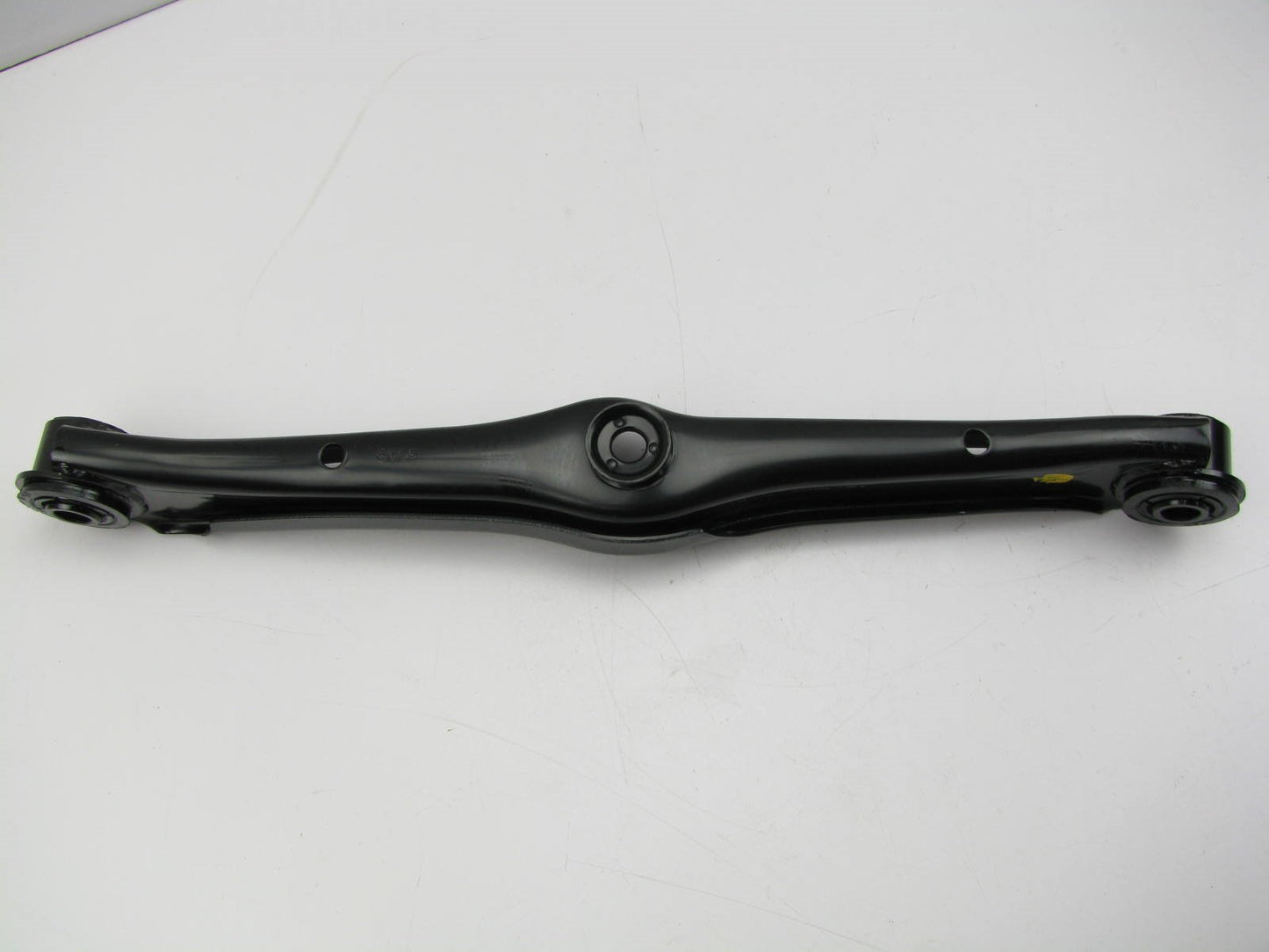 NEW GENUINE REAR LEFT LOWER Control Arm OEM 90-94 Mazda 323 Protege BR70-28-630