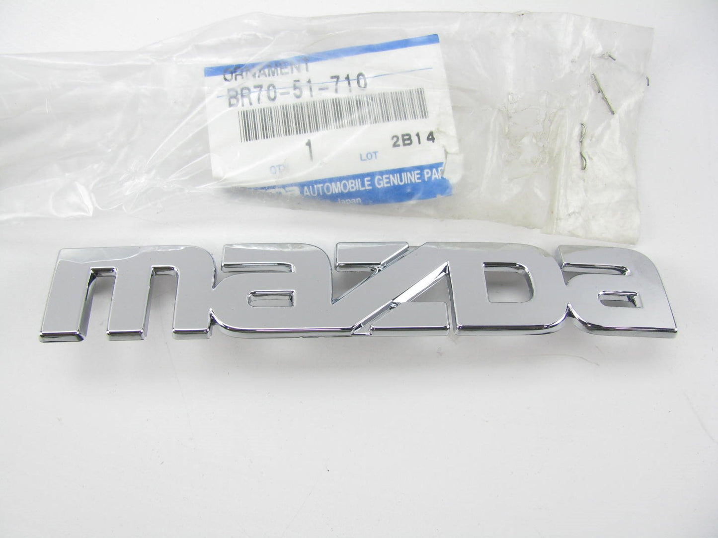 New Front *MAZDA* Nameplate Badge Emblem For 1990-94 Mazda Protege 323 BR7051710