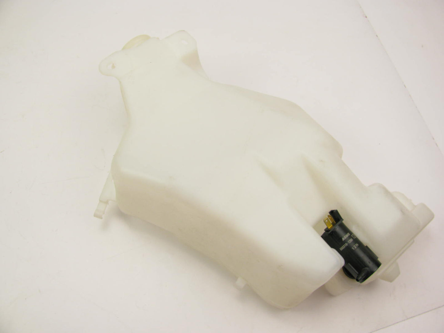 NEW - OEM BR7067480B Windshield Washer Bottle Reservoir Tank 90-91 Mazda Protege