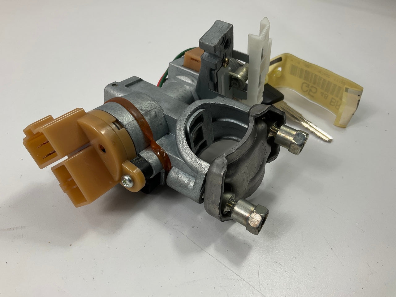 Mazda BR73-09-010K-48 Complete Lock Set: Ignition, Door, Fuel Filler, Glove Box