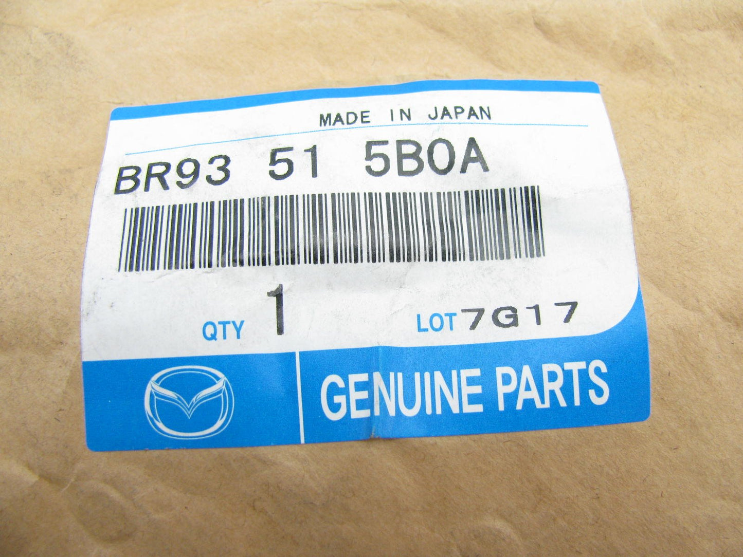 New OEM Rear Bumper Right Side Reflector For 1996-1998 Mazda MPV BR93515B0A