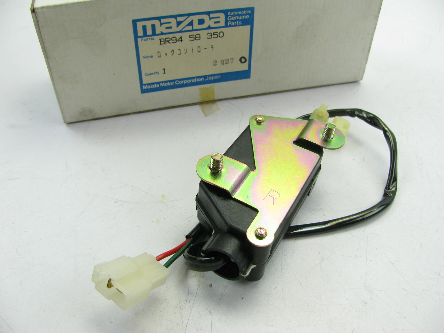 NEW GENUINE OEM Mazda BR9458350 Front Right Door Lock Actuator 1991-94 Mazda 323