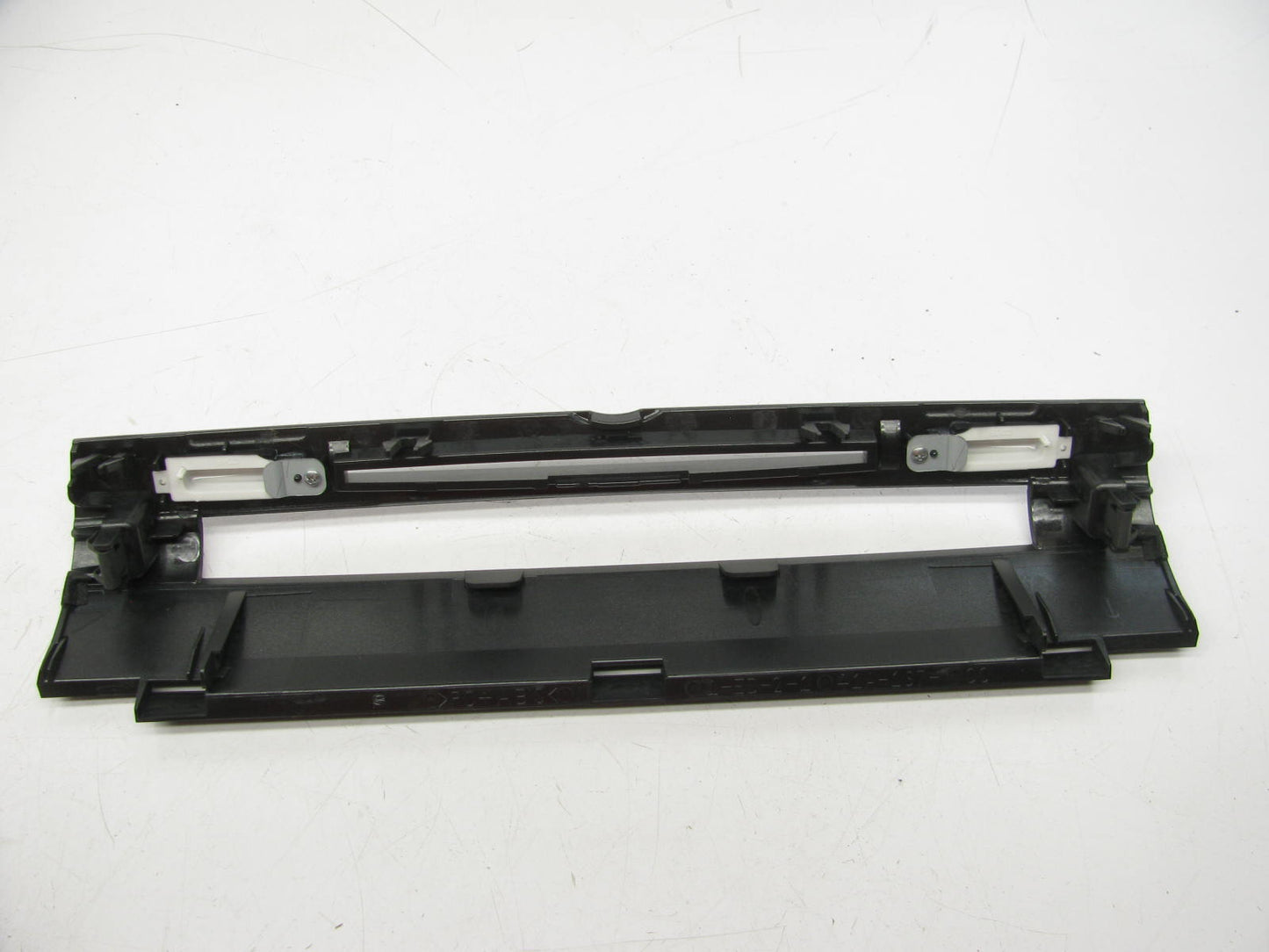 NEW GENUINE SILVER In-Dash CD Changer Trim Face Bezel 2007-08 Mazda 3
