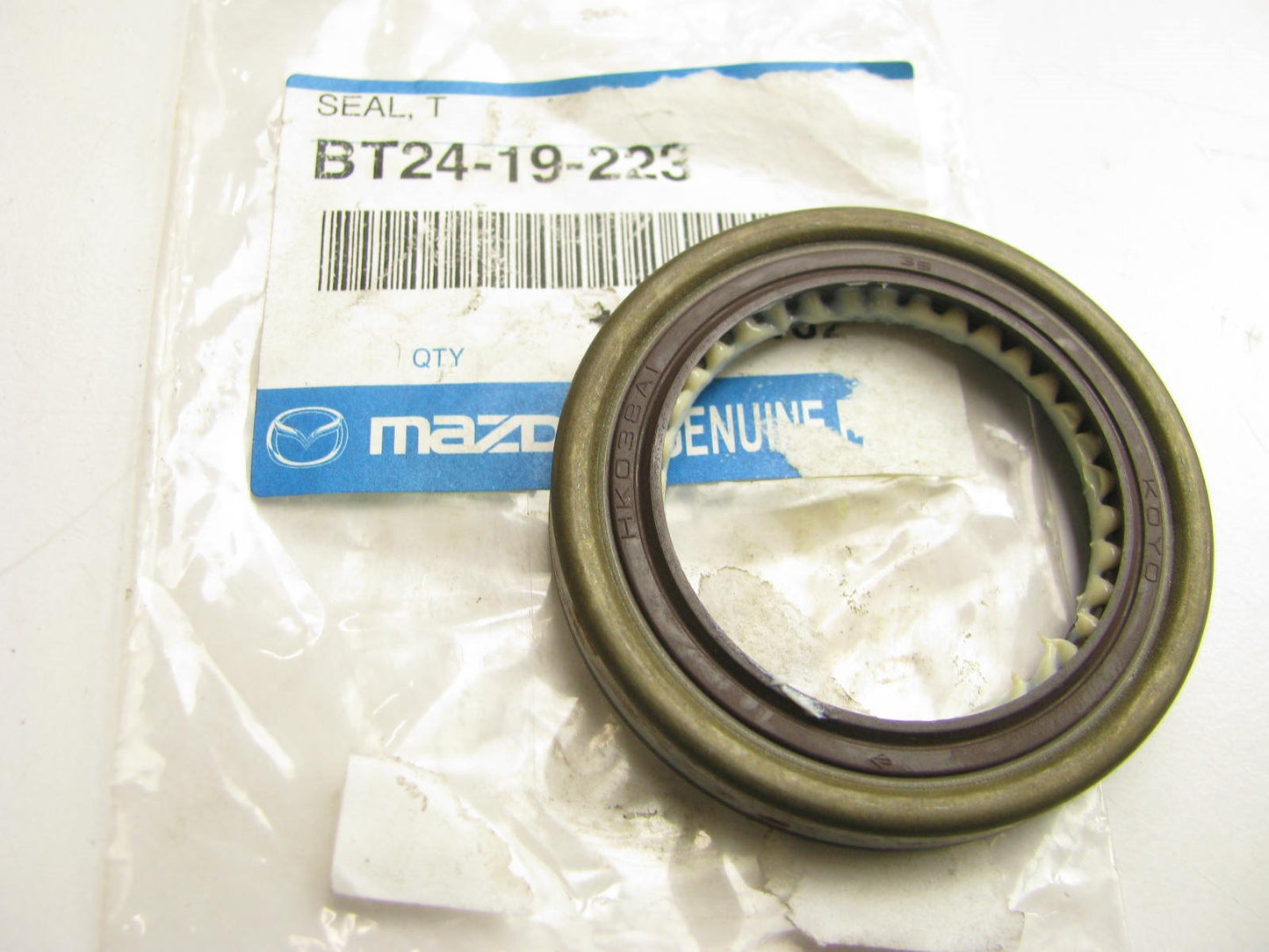 NEW GENUINE Front Auto Trans Oil Pump Seal OEM - 1999-2005 Mazda Miata BT2419223