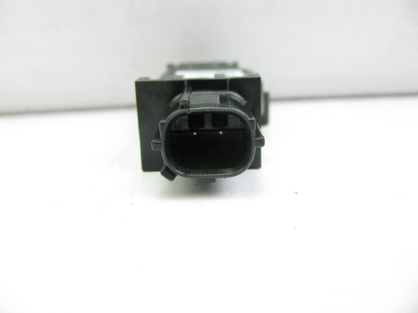 NEW - OEM GENUINE C235-57-KC0 REAR RIGHT SRS Crash Sensor 2006-10 Mazda 5