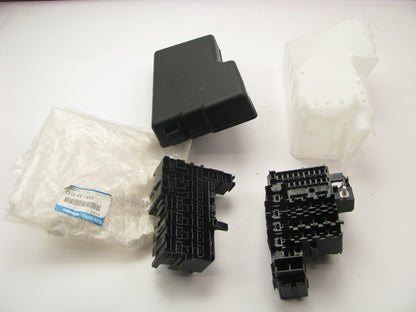 NEW GENUINE OEM Mazda C23566760D Main Relay Fuse Box 06-07 Mazda 5 2.3L I4