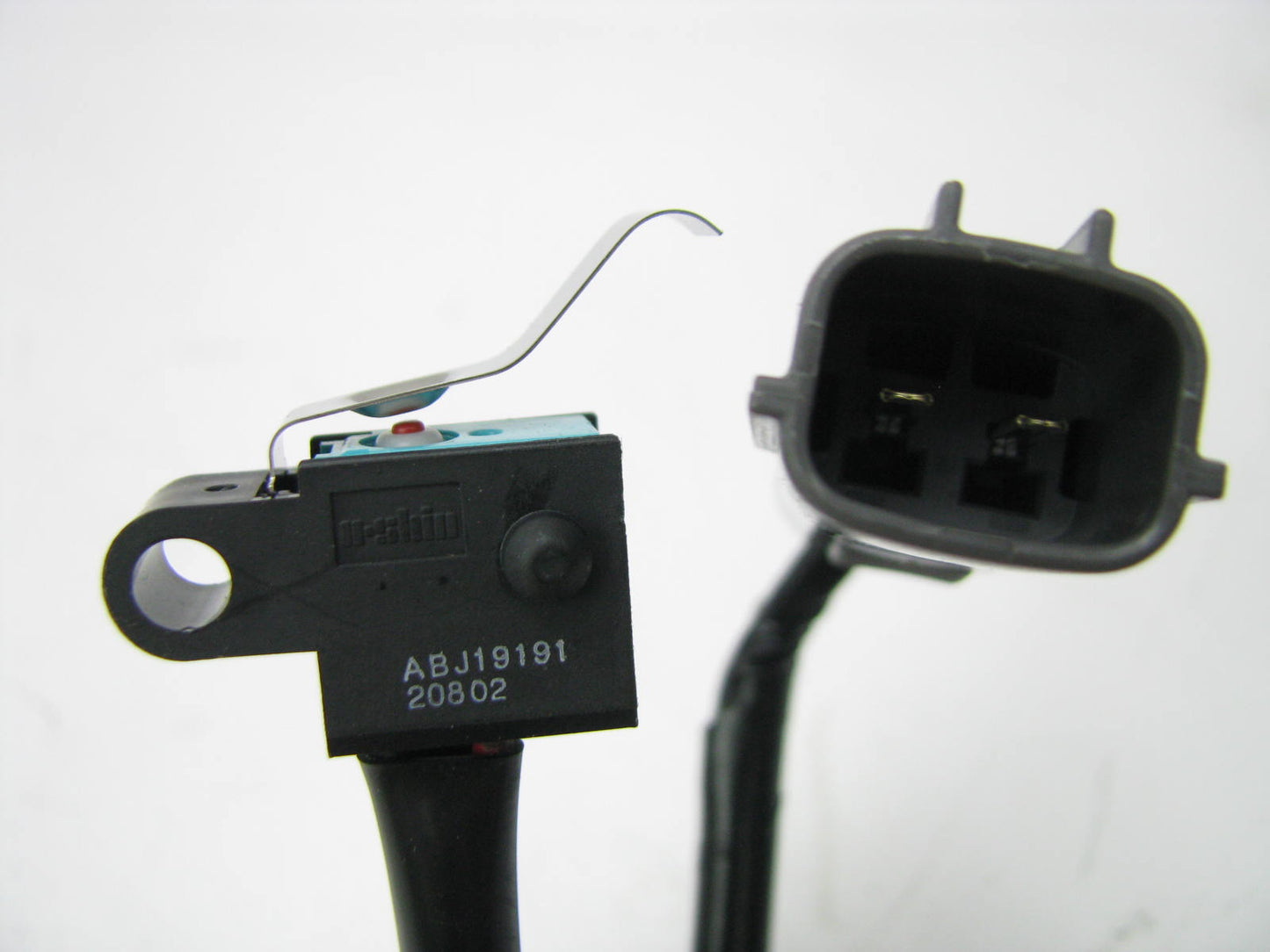 NEW - OEM Mazda C900-V7-629A Remote Engine Start Hood Switch 2010-13 3 2009-13 6