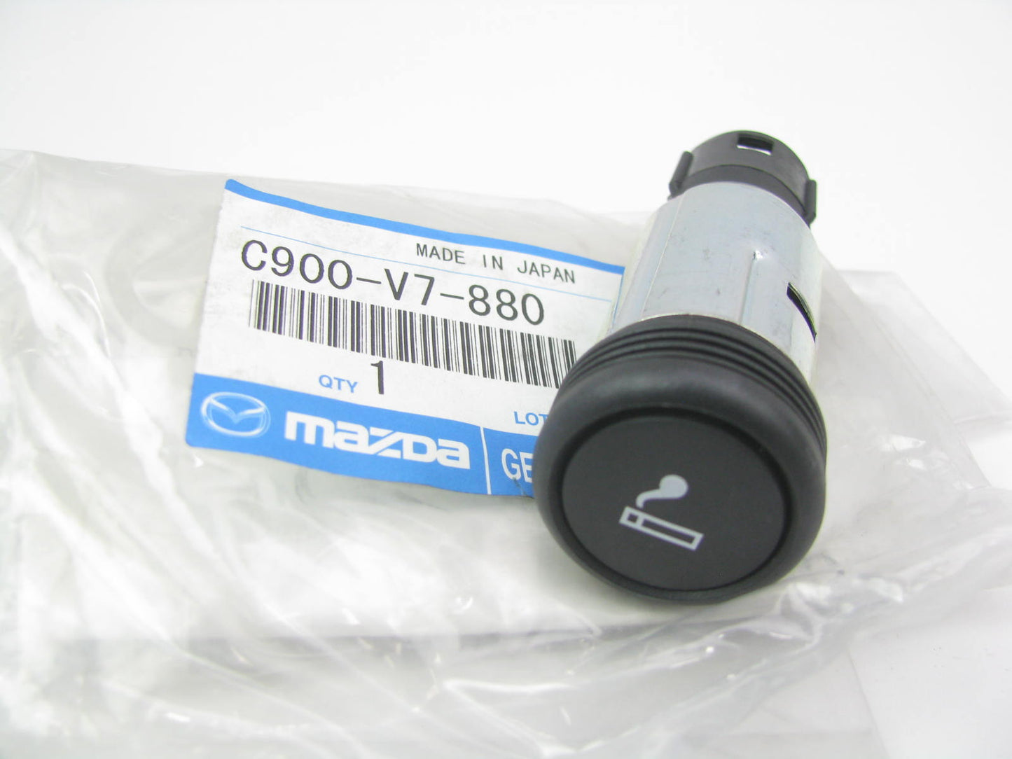 NEW - OEM Mazda C900-V7-880 Cigarette Lighter 2009-2012 CX-7