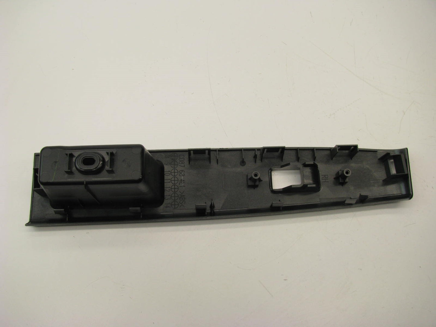 NEW - OEM Mazda CD87-68-4L1 Front Door Panel Switch - Right 2008-2010 Mazda 5