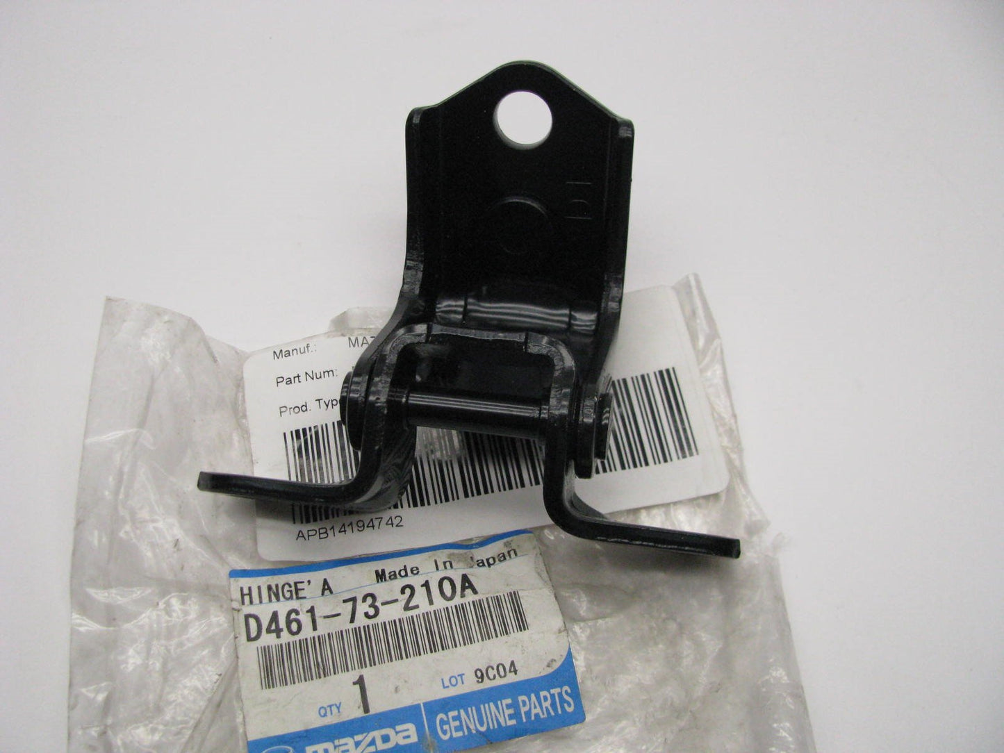 NEW GENUINE OEM Rear Left Side Upper Door Hinge For Mazda D46173210A