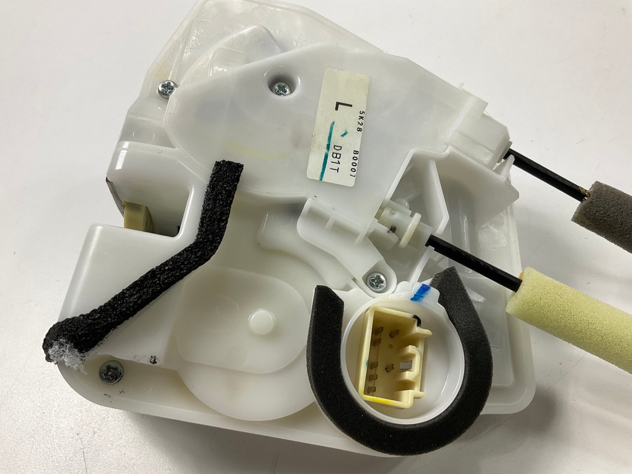 NEW OEM 2011-2014 Mazda 2 Front Right Passenger Side Door Lock Latch DB1T-58-310