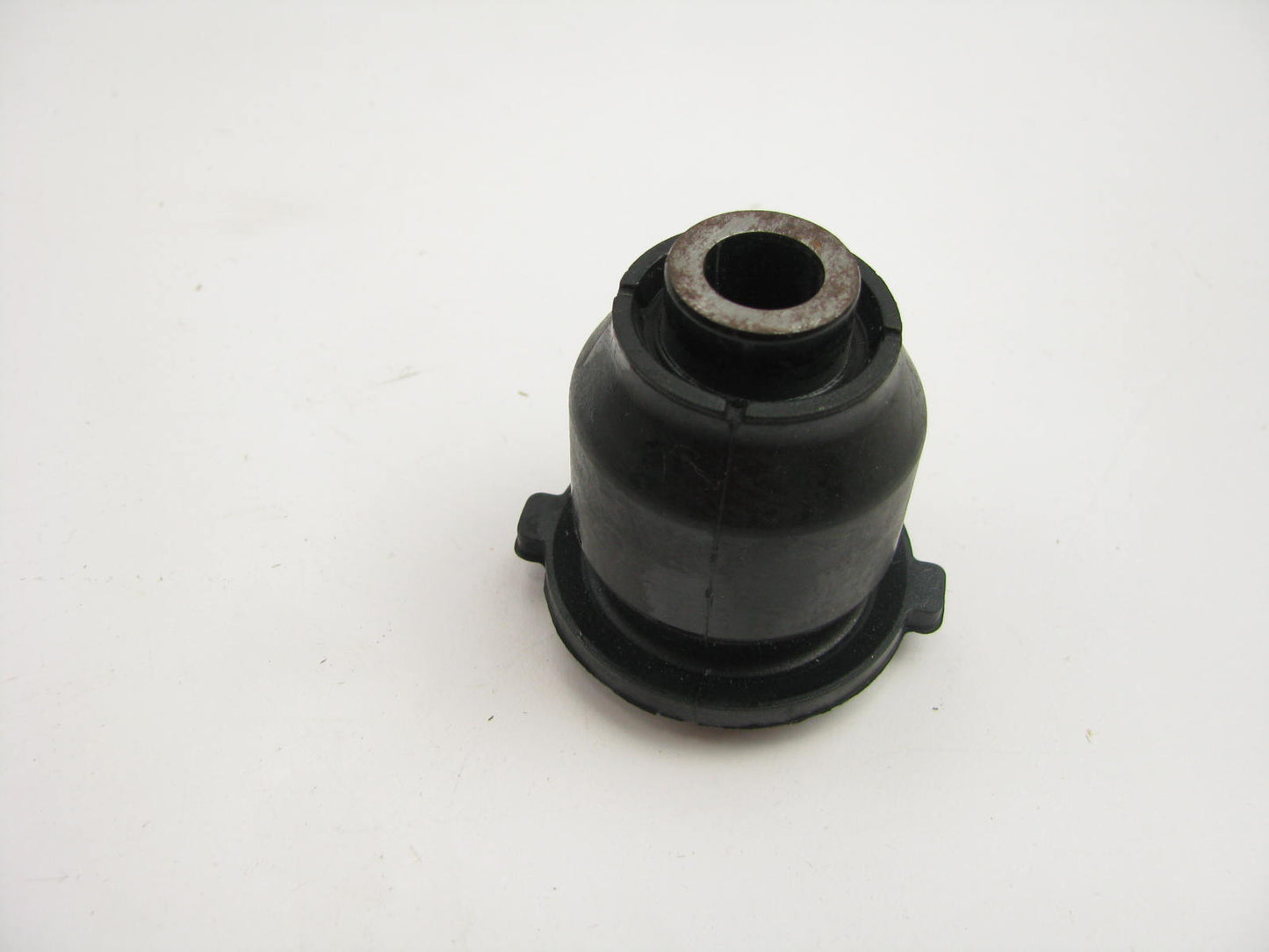 NEW GENUINE Front Lower Control Arm Bushing OEM 1992-96 Mazda MX-3 EA0134470