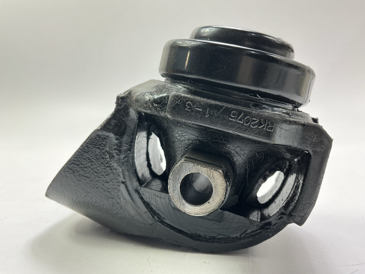 NEW OEM Mazda EA03-39-060A Front Right Motor Mount 1992-1993 Mazda MX-3 1.8L V6