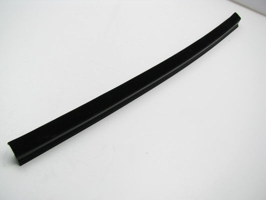 Rear Left Door Window Belt Weatherstrip Moulding OEM For 2001-2006 Mazda Tribute