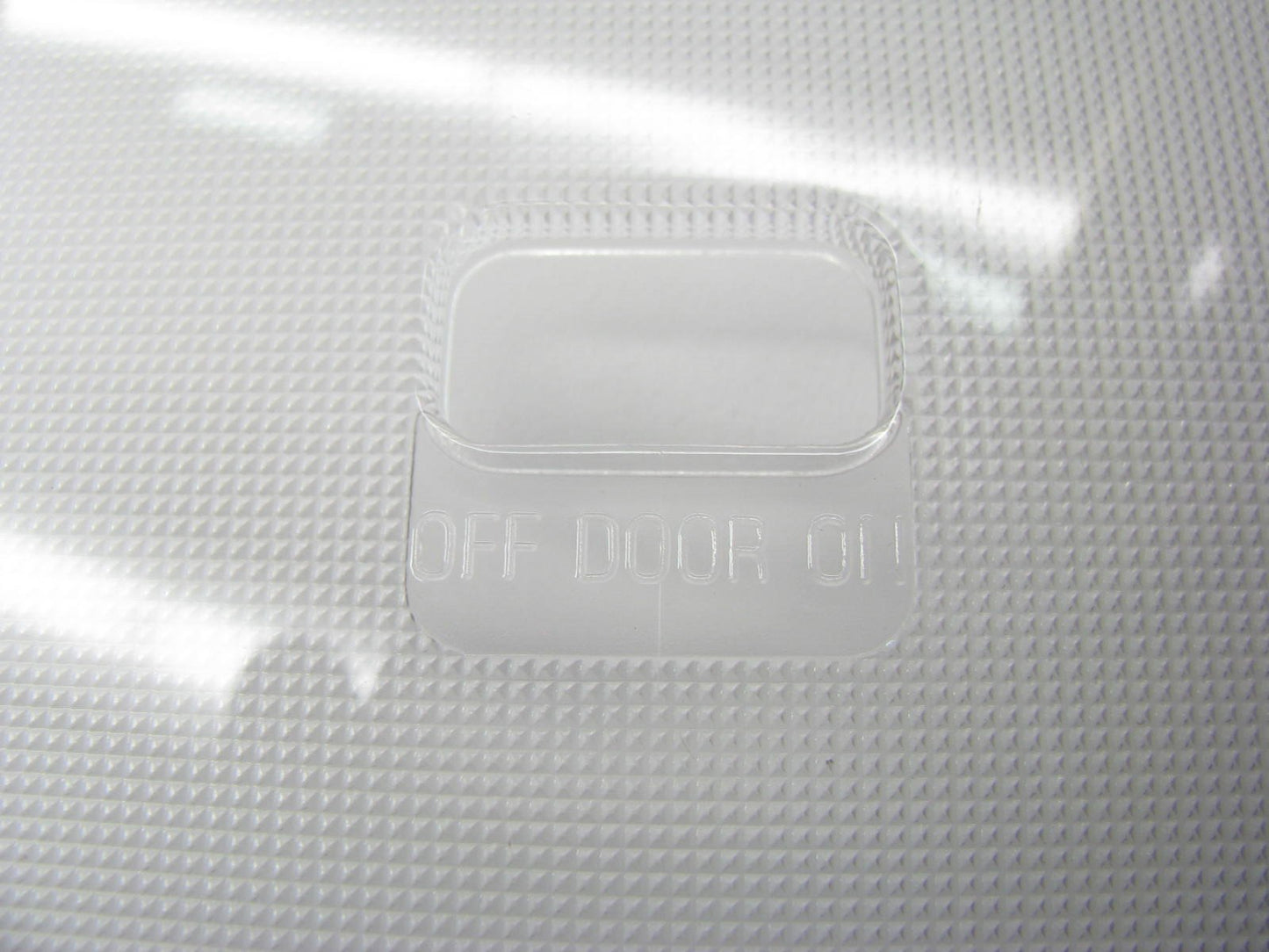 New Genuine OEM Courtesy Roof Map Light Lens For 01-06 Tribute EC0151311B