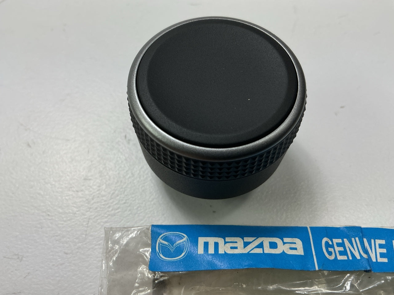 NEW OEM Mazda EH44-66-BC1 Radio Volume Adjust Knob - 2010-2012 CX-7